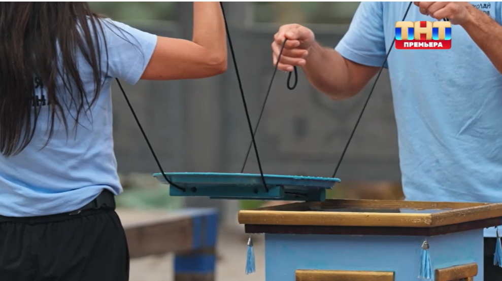 Кадр из шоу "Сокровища императора" 08.06.2025