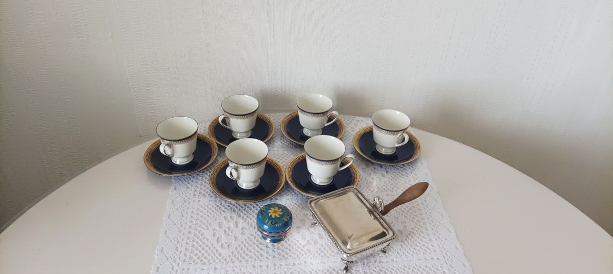 Молчаливый дворецкий, батлер