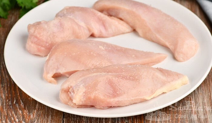 Так куриное филе мало кто готовит, а зря. Очень интересно, вкусно и просто готовить (4 варианта)