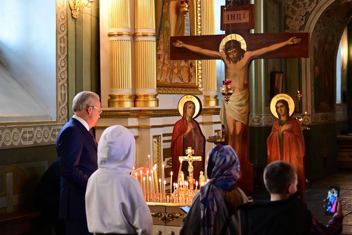    Андрей Назаров поздравил православных жителей Башкортостана с Днем Святой Троицы