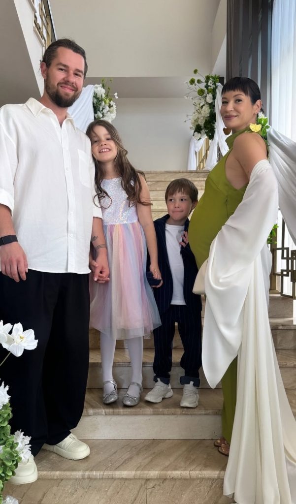 Листайте вправо, чтобы увидеть больше изображений