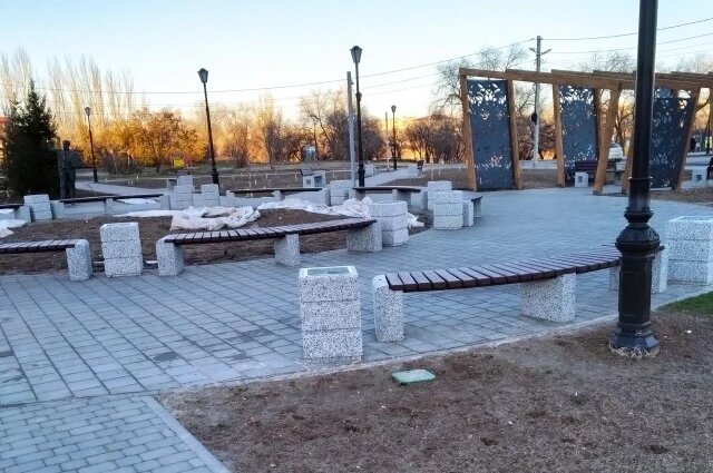    Чем закончилась история с пропавшими лавочками у музея «Старая Сарепта»?