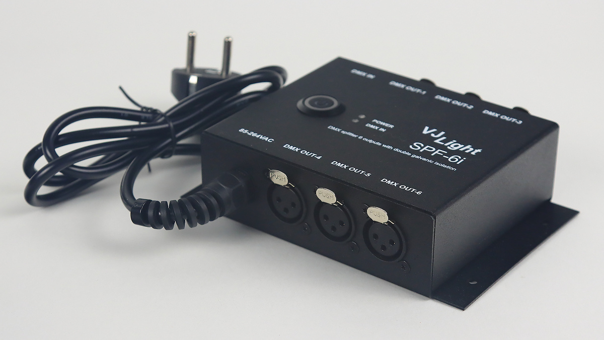 DMX сплиттер 1 вход - 6 выходов с двойной гальванической развязкой и индикаторами - VJLight SPF-6i. Металлический корпус. XLR разъёмы. https://shop.show-device.ru/VJLight-SPF-6i.html