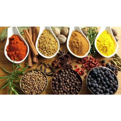 # Чеченский плов: блюдо, которое объединяет поколения 🍛🥣

## История блюда

Чеченский плов — это не просто еда, это символ гостеприимства и семейного тепла. Традиционно готовится в больших казанах на открытом огне, собирая всю семью и друзей за одним столом. Блюдо пришло из глубины веков, передаваясь из уст в уста, от матери к дочери, от отца к сыну.

Сегодня чеченский плов стал визитной карточкой национальной кухни, поражающей богатством вкуса и ароматом специй. Он ассоциируется с праздником, семейным торжеством и теплым приемом гостей.

## Ингредиенты

Для приготовления настоящего чеченского плова понадобятся следующие ингредиенты:

- Рис круглозернистый — 400 г
- Баранина или говядина — 600 г
- Лук репчатый — 3 шт.
- Морковь — 2 шт.
- Чеснок — 1 головка
- Масло растительное — 100 мл
- Специи (куркума, зира, кориандр, соль, перец)
- Вода — около 700 мл

## Рецепт приготовления

### Шаг 1: Подготовка мяса

1. Мясо промойте и нарежьте крупными кусочками.
2. Обжарьте мясо на раскаленном масле до образования румяной корочки.

### Шаг 2: Овощи

1. Нарежьте лук полукольцами и морковь соломкой.
2. Добавьте овощи к мясу и продолжайте обжаривать до мягкости лука.

### Шаг 3: Рис

1. Отварите рис отдельно до полуготовности.
2. Затем добавьте его в кастрюлю с мясом и овощами.

### Шаг 4: Специи и чеснок

1. Посолите и поперчите смесь, добавьте специи.
2. Очистите зубчики чеснока и положите целую головку сверху риса.

### Шаг 5: Завершающий этап

1. Залейте все горячей водой так, чтобы покрыть рис примерно на палец выше уровня.
2. Закройте крышкой и тушите на медленном огне до готовности риса.

После приготовления дайте блюду настояться минут 10–15 под закрытой крышкой. Наслаждайтесь горячим чеченским пловом, наслаждаясь каждым укусом и вспоминая традиции предков! 🍲

---

Этот рецепт станет вашим верным помощником в освоении секретов чеченской кухни. Пусть каждое приготовленное вами блюдо приносит радость и удовольствие близким людям! 🌷