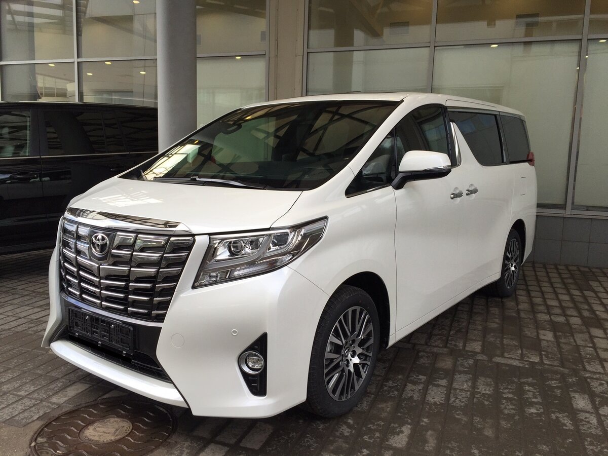 Toyota Alphard 2016г
