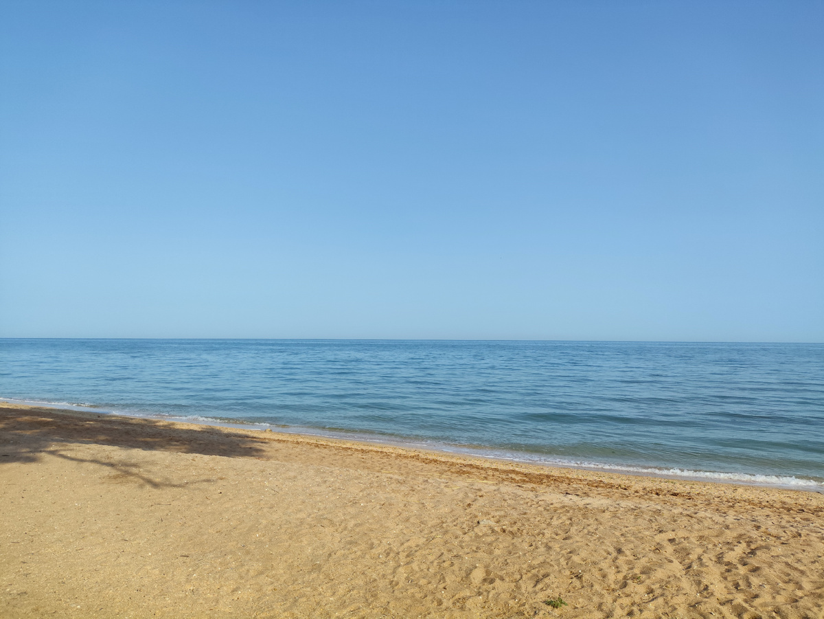 Утреннее море. Азовское )) И никого...