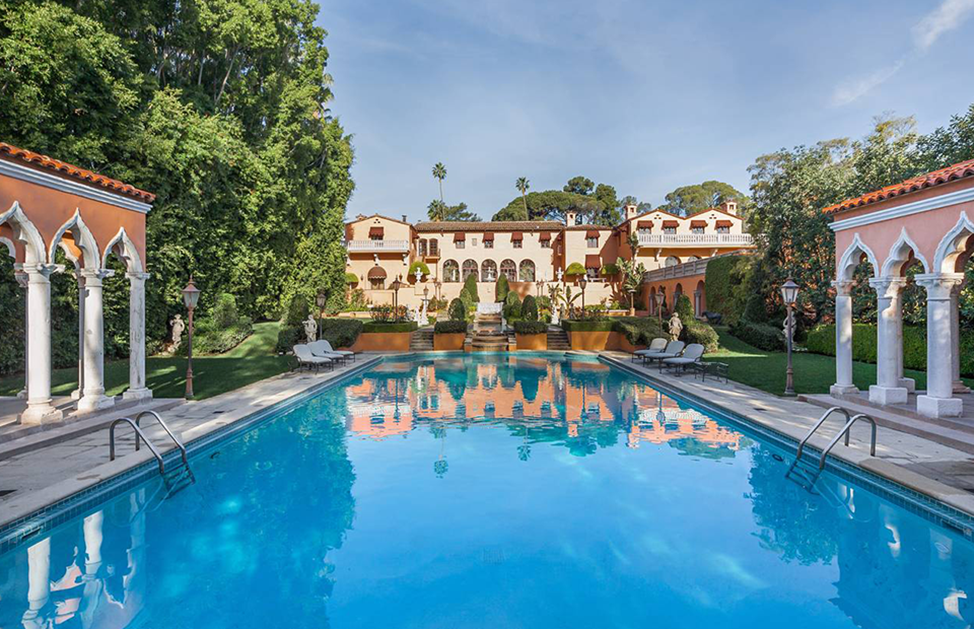 Роскошный особняк «Beverly  Estate»