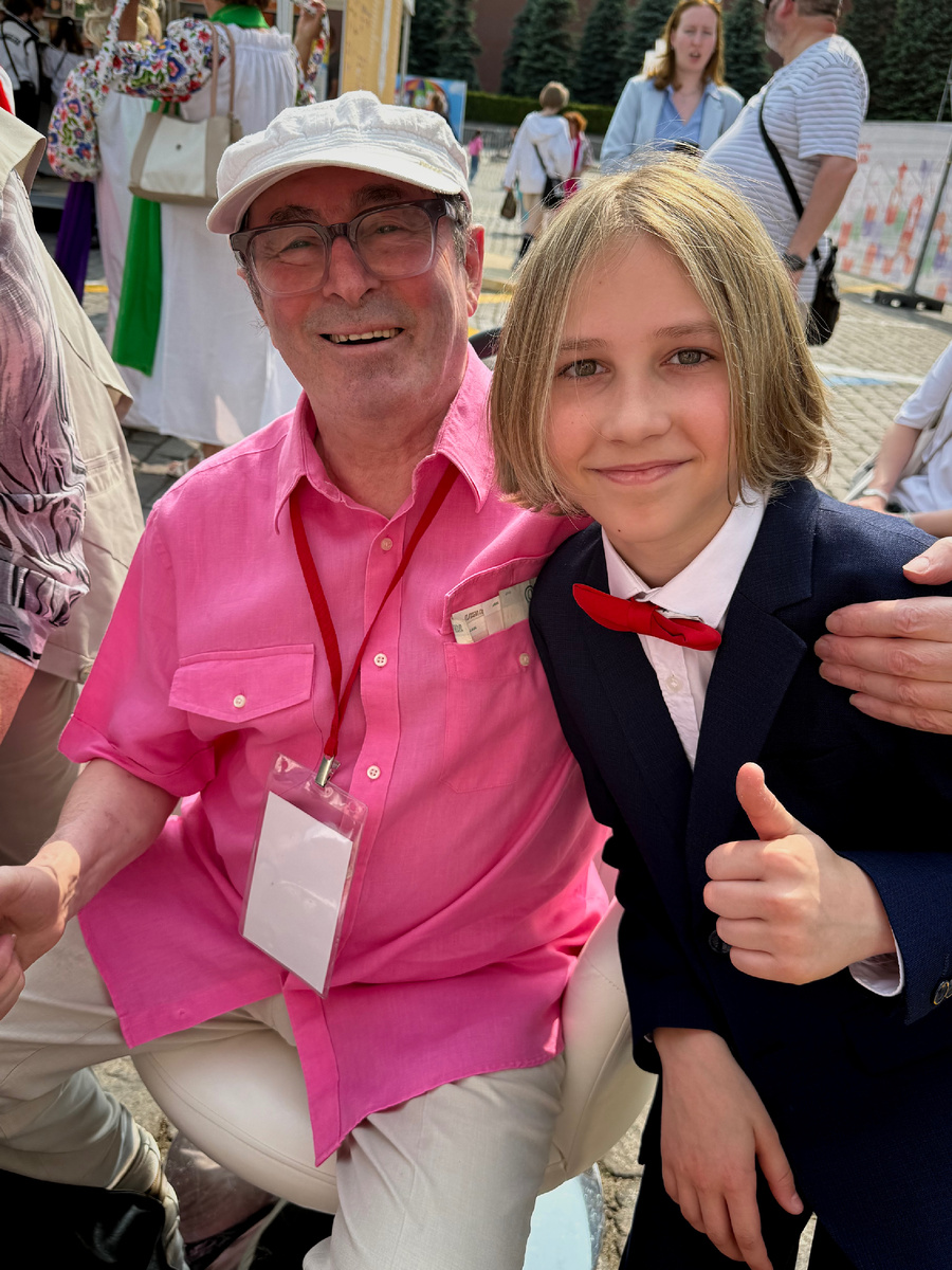 Михаил Слуцкий, Роберт Штаф