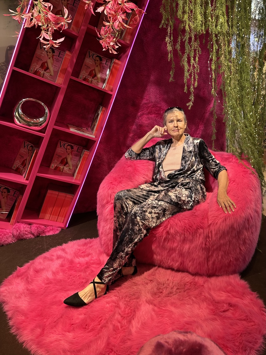 Автор статьи в одном из павильонов выставки