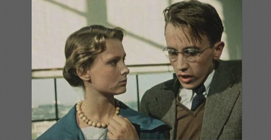 Знакомство на съёмочной площадке во время работы над фильмом "Первое свидание" переросло в роман, а затем в брак