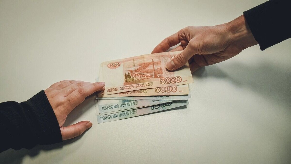 «Штрафы» на работе узаконили. Как защитить свой кошелек с 2025 года? Источник: 1MI