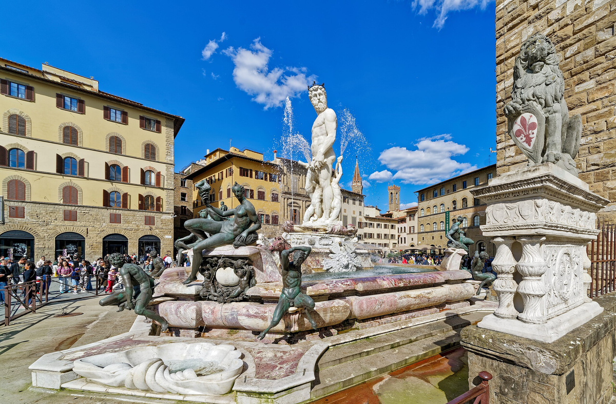 Фонатн Нептуна полностью. Изображние взято с https://ru.wikipedia.org