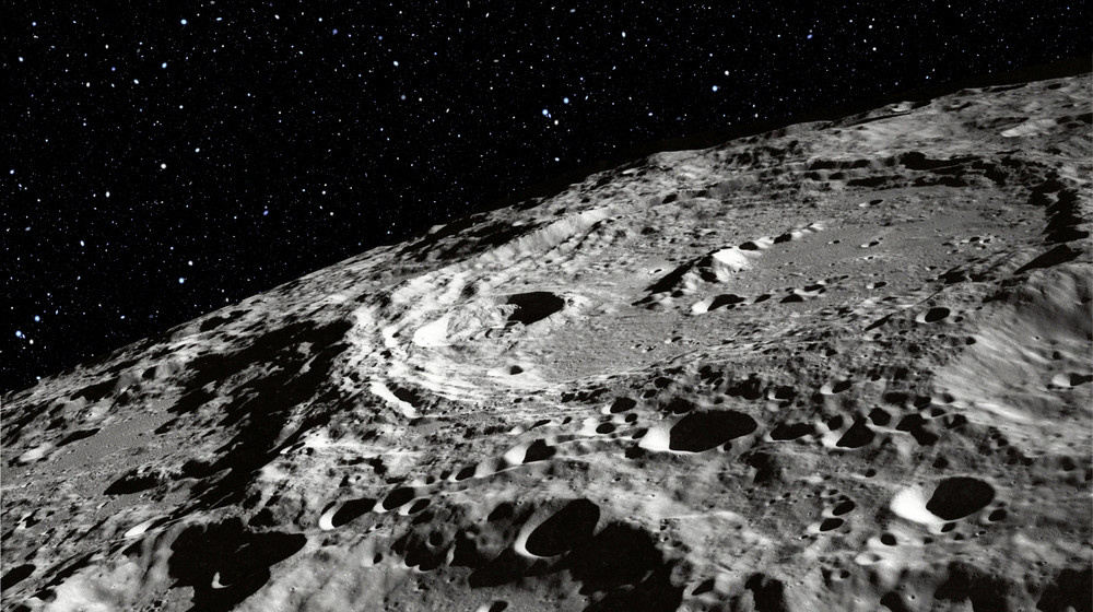    Лунный грунт с АПОЛЛОНА-16 оказался древнейшей капсулой времени