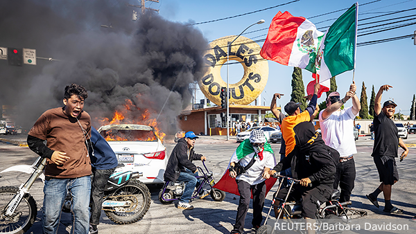     Фото: REUTERS/Barbara Davidson   
 Текст: Евгений Поздняков