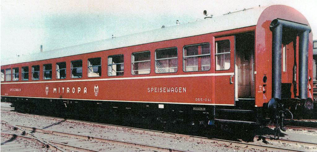Вагон-ресторан MITROPA Тип WR-4u "Гота". Источник Google.