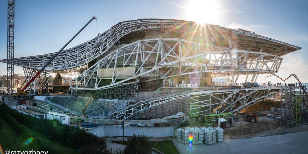 📢 На мысе Хрустальном завершается благоустройство парка у будущей Российской галереи искусств