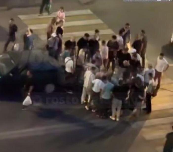 Источник фото: Телеграмм-канал "Ростов Главный"