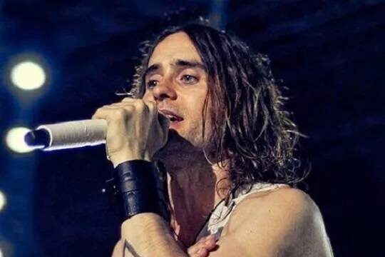    Джареда Лето обвиняют в домогательствах к несовершеннолетним