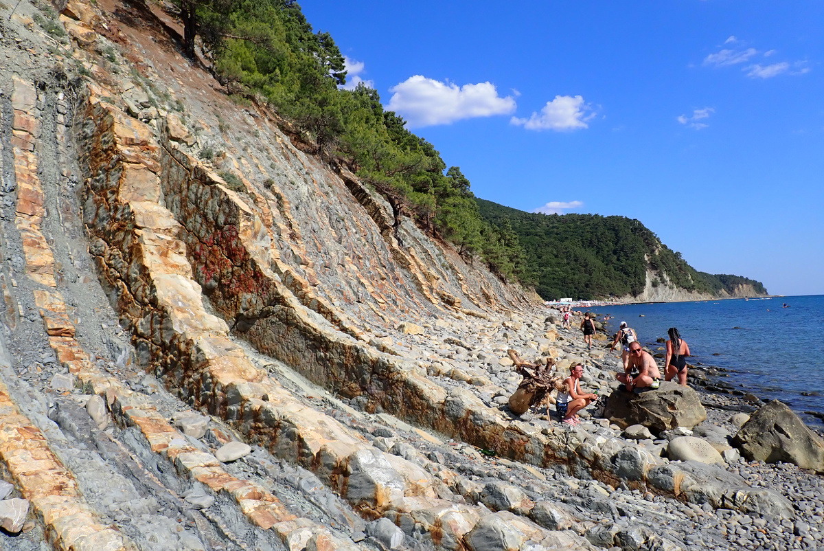 Дорога до скалы Парус