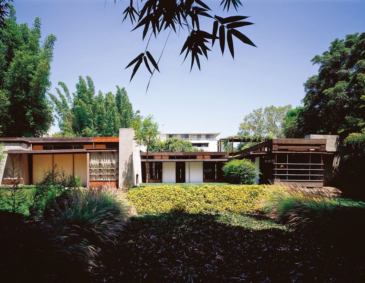 Рудольф Шиндлер. Собственный дом в Западном Голливуде. 1922.