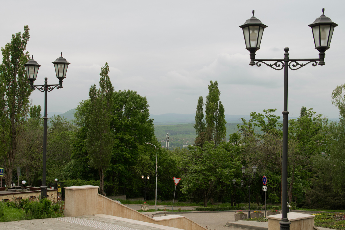 Площадь перед бюветом