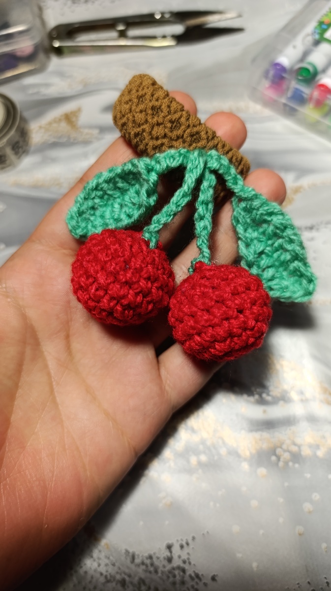 Ягодки на резинке 