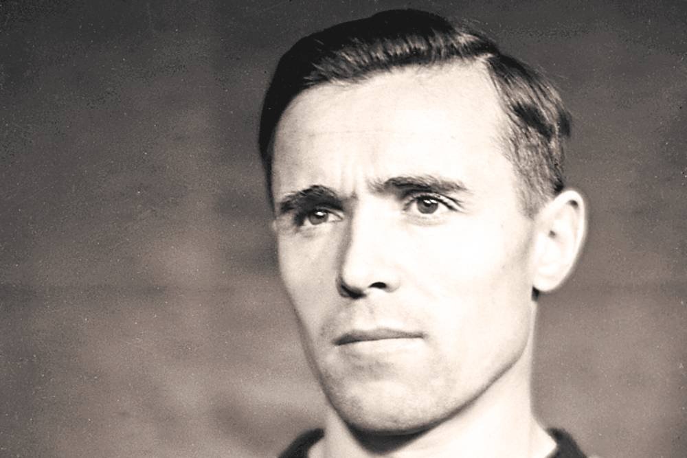 Виктор Иванович Чукарин 1952год