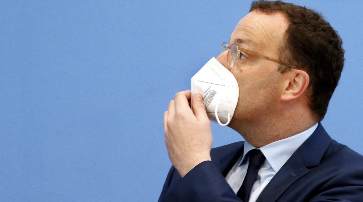 Йенс Шпан, занимавший пост министра здравоохранения в начале пандемии коронавируса, по слухам, активно лоббировал поручение компании Fiege поставлять маски © Wolfgang Kumm/DPA