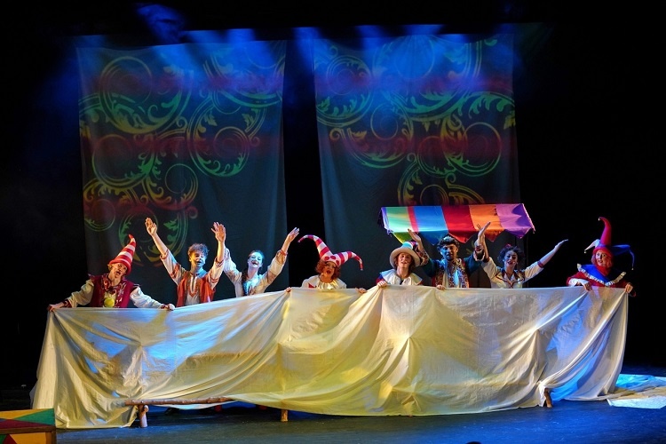    Фото сообщества Новошахтинского драматического театра во "ВКонтакте" Редактор