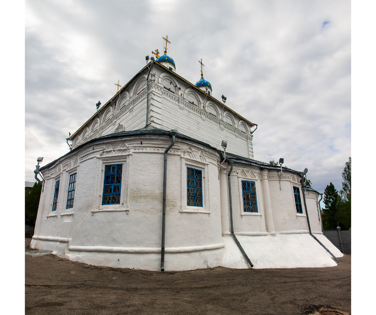 Чебоксары, ул. К. Иванова,  21 — Собор Введения во храм Пресвятой Богородицы