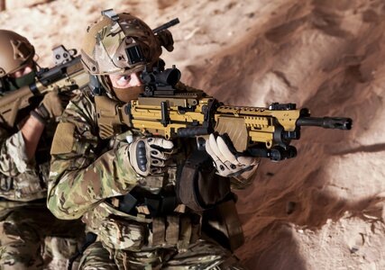 Современный немецкий ручной пулемёт H&K MG4.