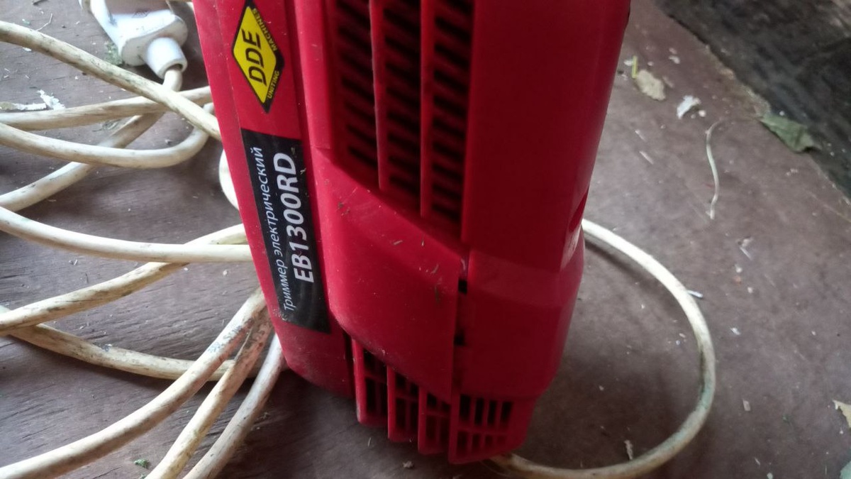 Триммер ЕТ 1300