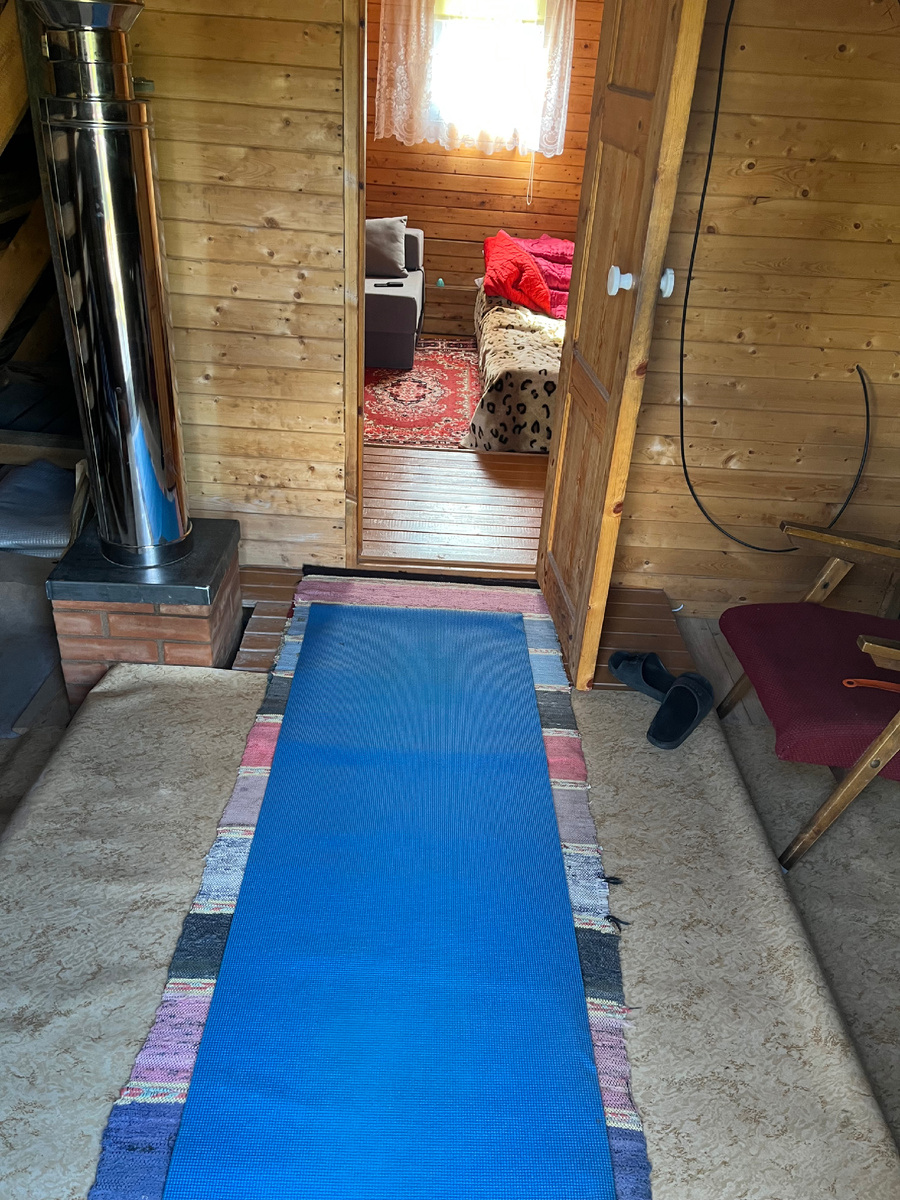 Мой зал для йоги и медитации на даче ))