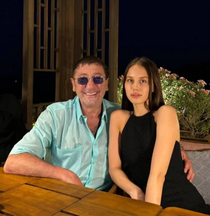 Гриша и Аврора