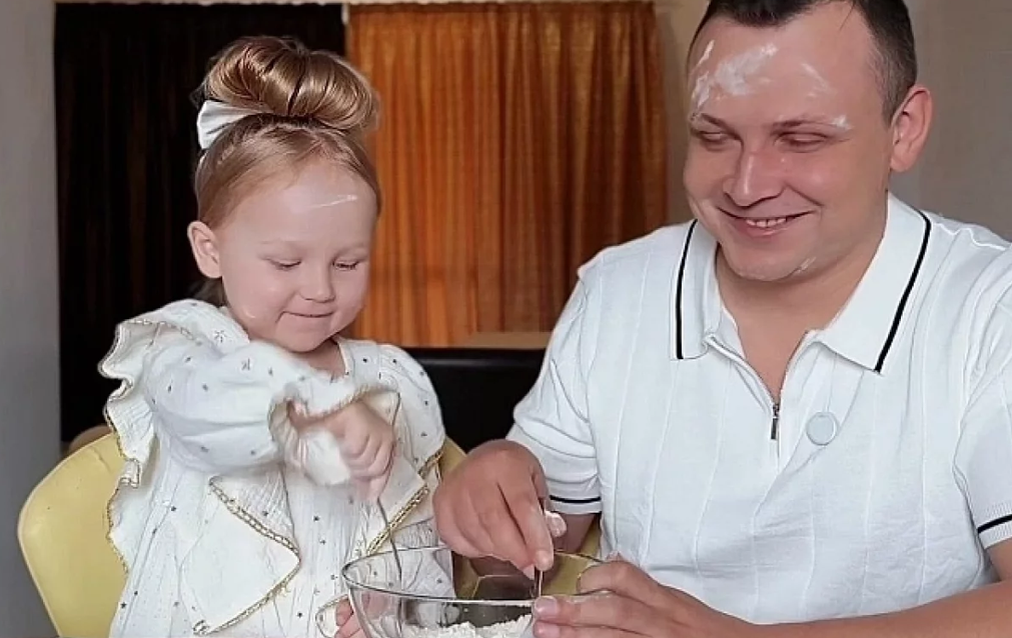 Фото из социальной сети семьи Карпикау