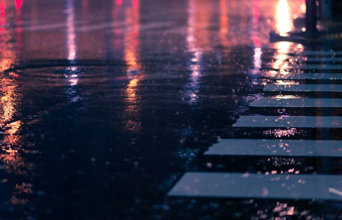 Дождь в дороге очищает от воздейстия злых духов. / Фото: ru.pinterest.com