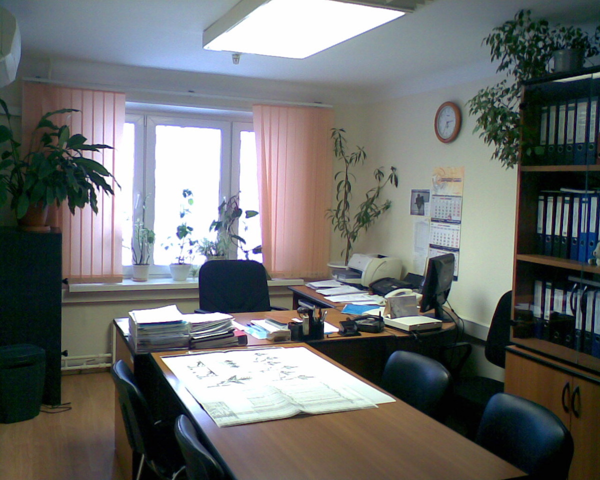Мой тогдашний кабинет. Немало баталий он повидал! Фото автора