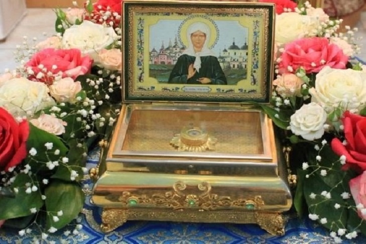    Всё это время у ковчега будут совершаться молебны с акафистом блаженной Матроне. Фото с сайта Новосибирской митрополии