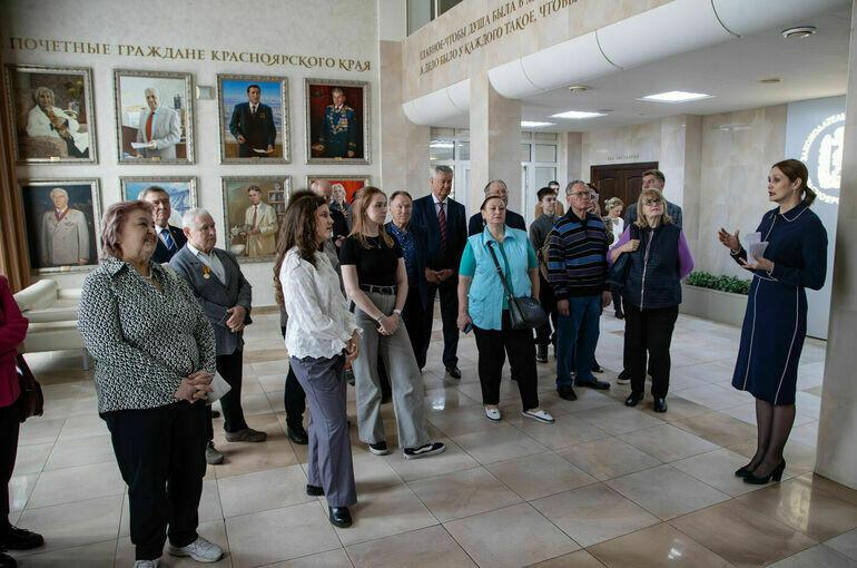   Андрей Бурмистров