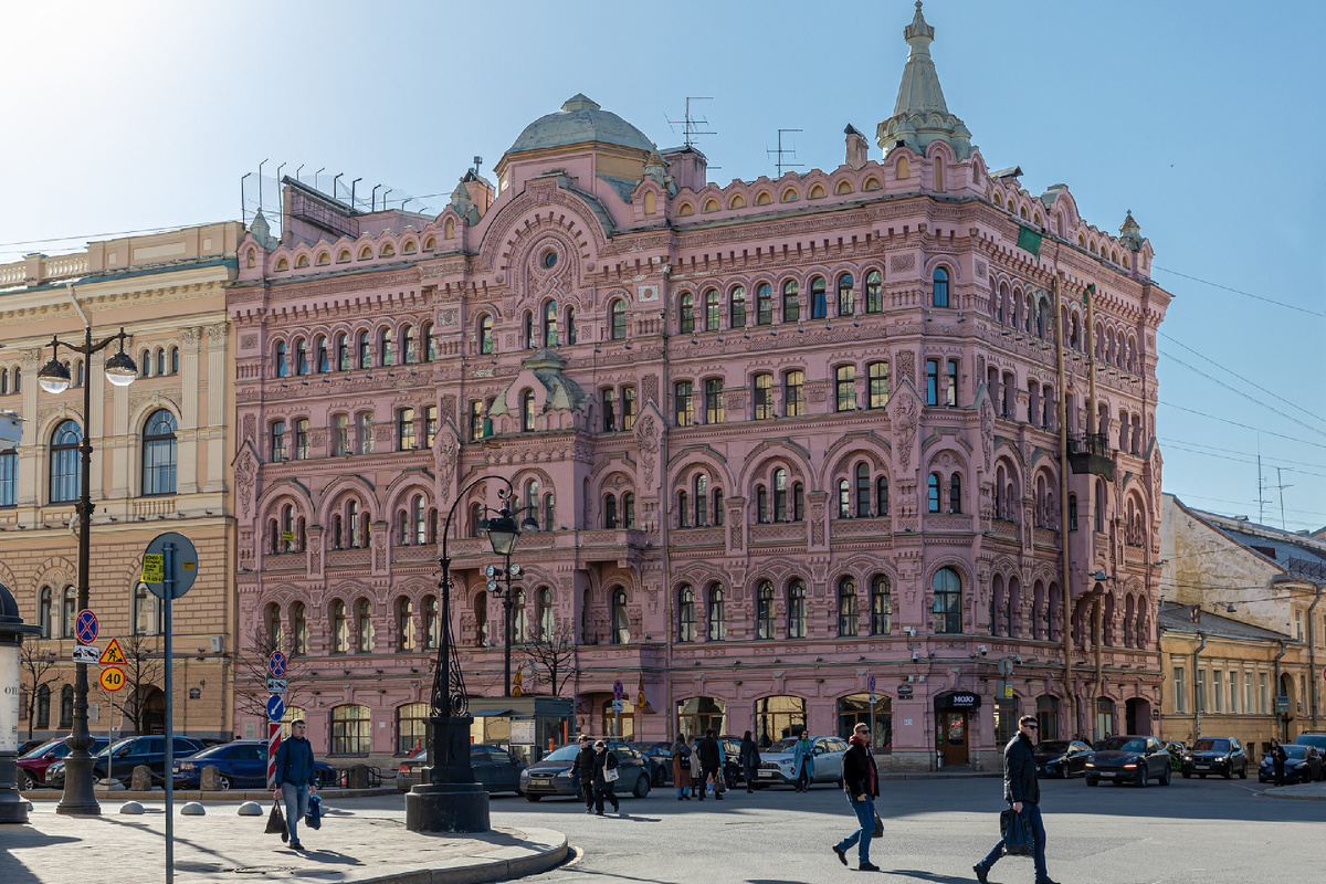 дом Басина. источник Википедия / автор Ninara.