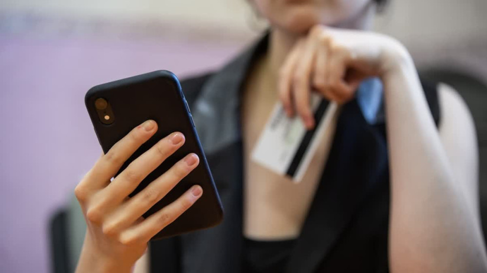    Как телефонные мошенники опустошают ваши карты и что делать чтобы их остановить