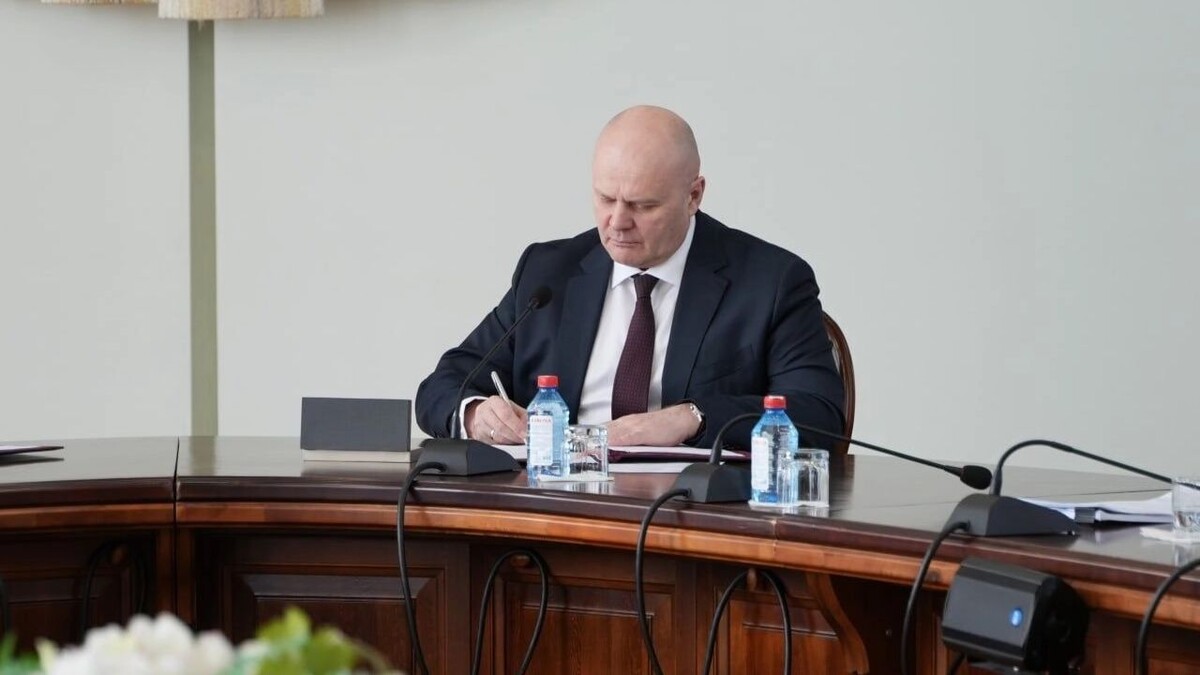     Источник: Владислав Логинов