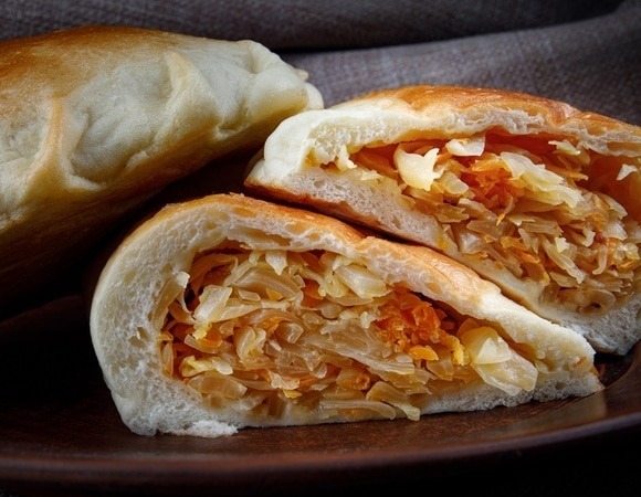 "Простые, но такие домашние": готовим вместе с героями сериала "Ничто не случается дважды"