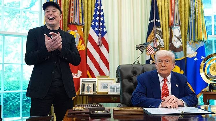    AP PHOTO/EVAN VUCCI Почти по Гоголю: «Как поссорился Иван Иванович с Иваном Никифоровичем»