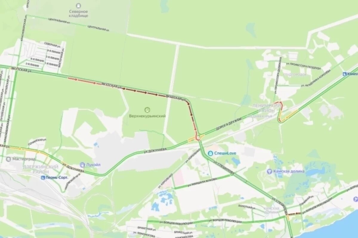    Водители застряли в 3-километровой пробке на кольце по пути в центр Перми