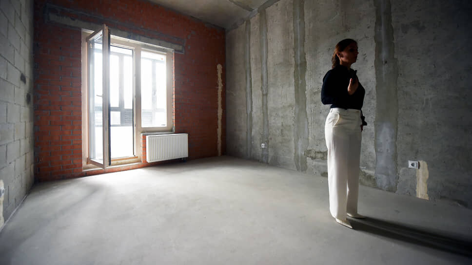 Опрошенные девелоперы отмечают, что рынок первичной недвижимости находится сегодня в ожидании изменений условий по семейной ипотеке .📷Фото: Александр Коряков / Коммерсантъ