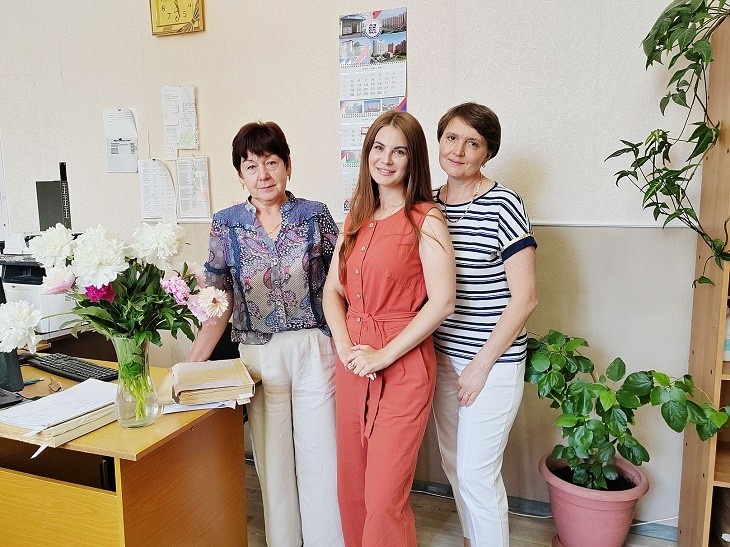    архивисты Ирина Замогилина