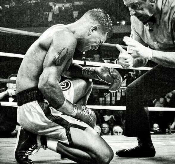 На фото Артуро Гатти