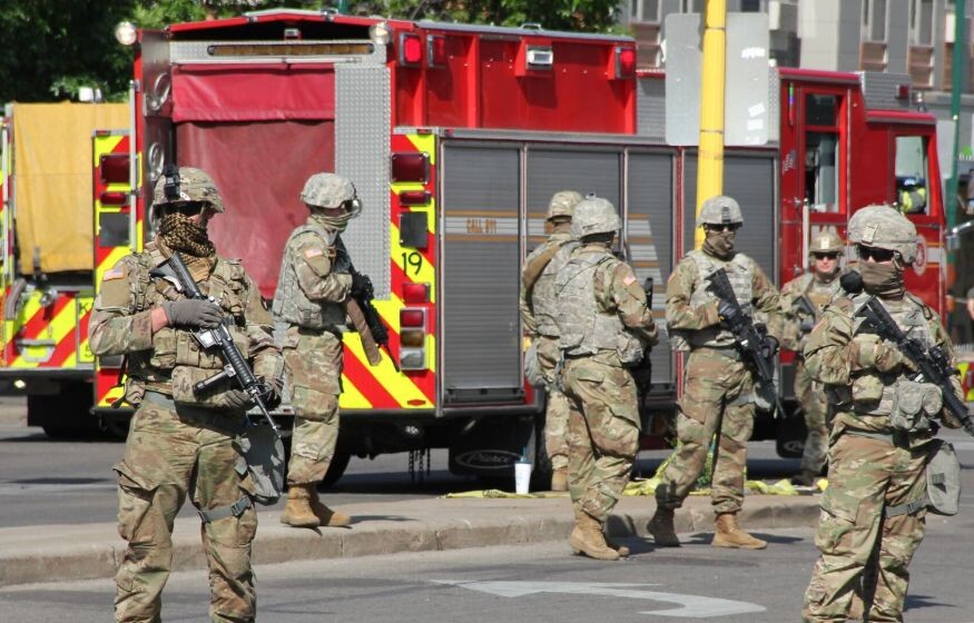    Трамп ввёл войска Нацгвардии в Лос-Анджелес. Что случилось в США?