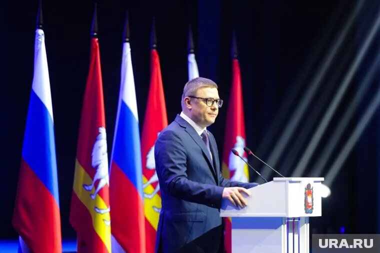 Губернатор Челябинской области Алексей Текслер выступил с обращением к депутатам и жителям региона. Фото: Вадим Ахметов © URA.RU
